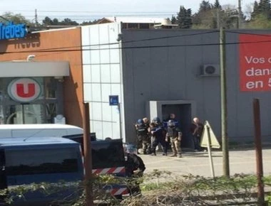 Γαλλία: Τέσσερις νεκροί από πυροβολισμούς εξτρεμιστή μουσουλμάνου σε σουπερμάρκετ - Νεκρός ο δράστης (upd)